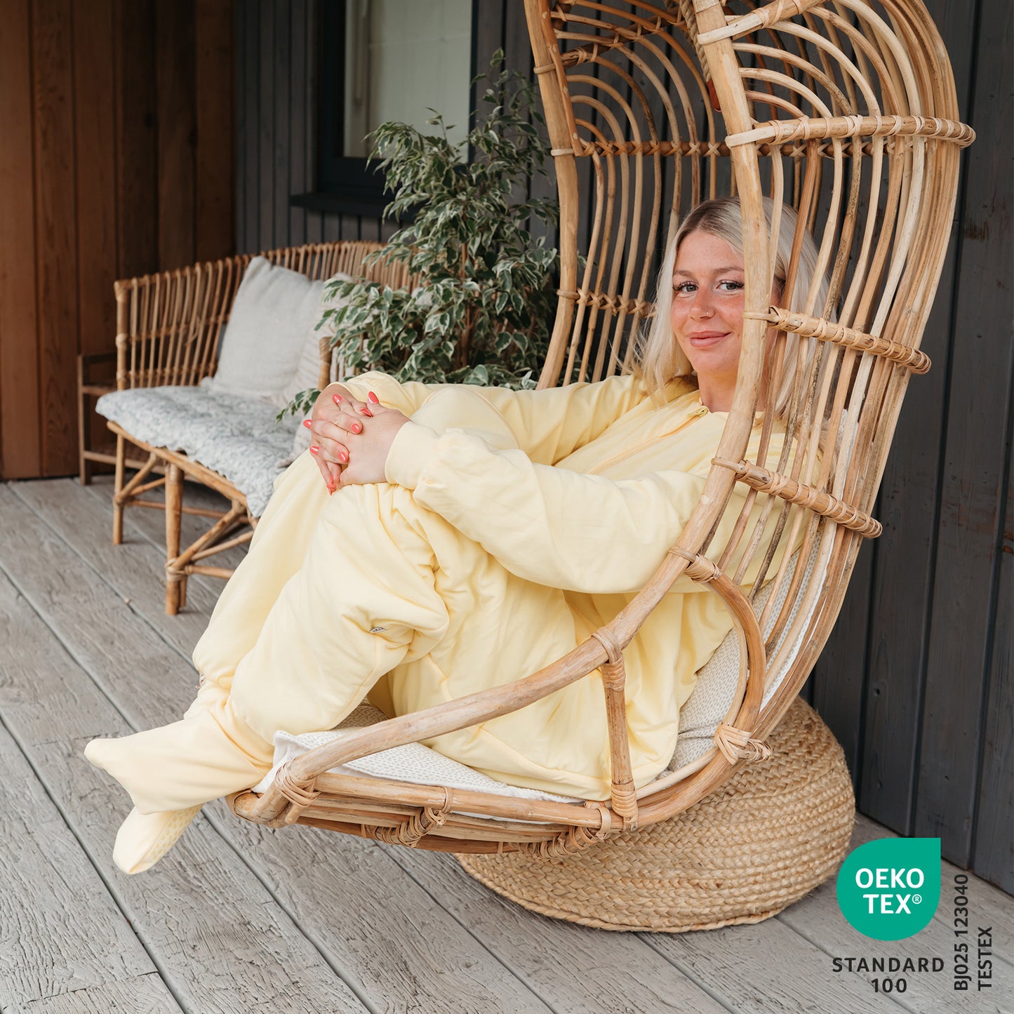 Sacco nanna con piedini copripiedi e manichei per adulti 1.0 TOG_Giallo Chiaro_OEKOTEX_1190